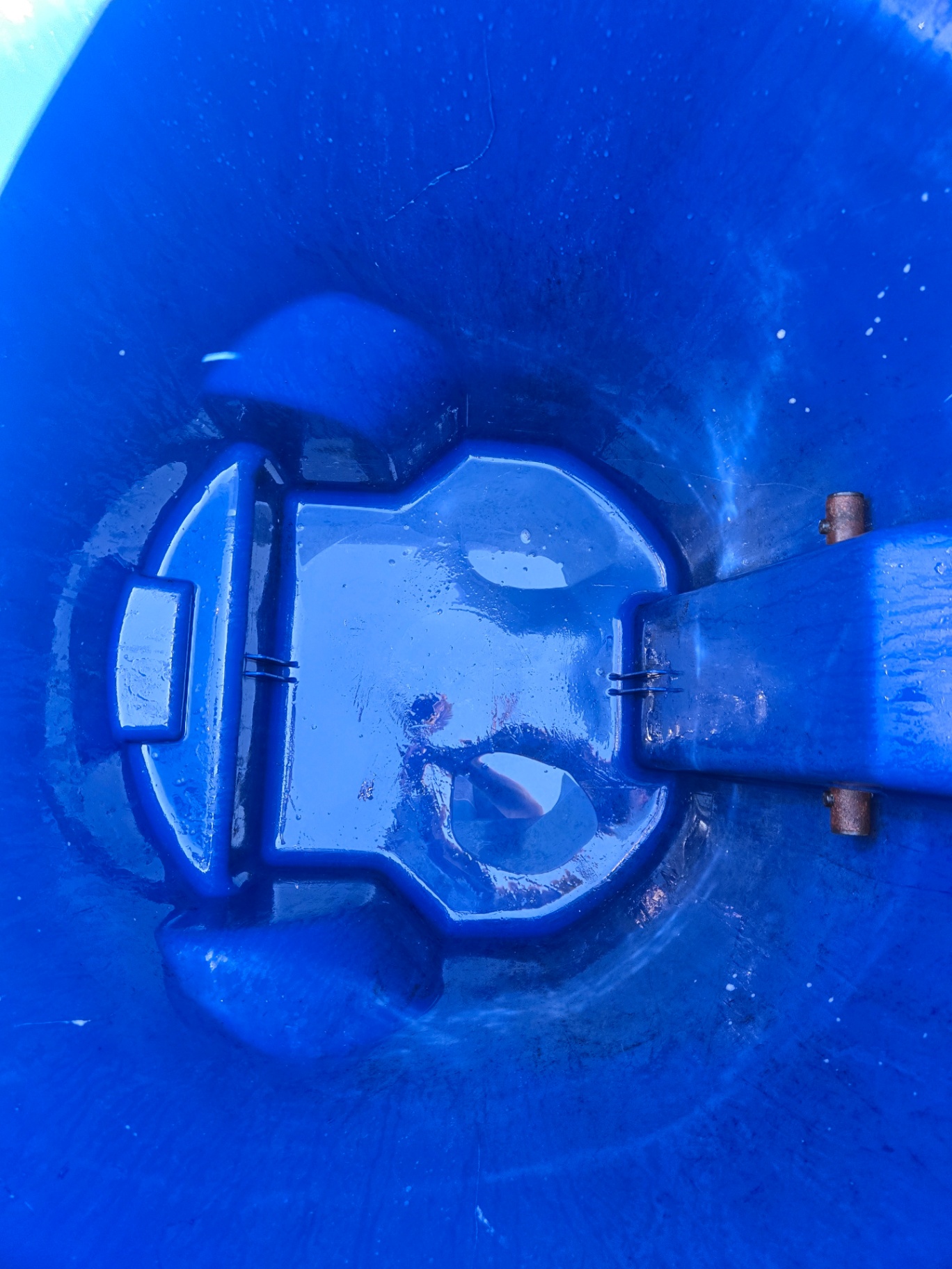 Wichita customer bin after cleaning